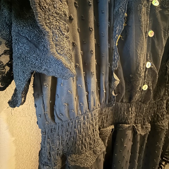 Beautiful Boho Chic Black Lace Maxi Dress - Picture 9 of 9